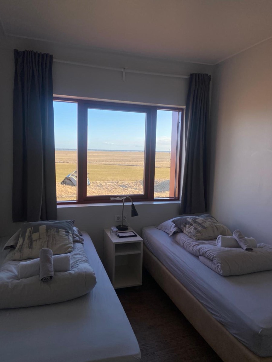 Twin room with shared bathroom, economy